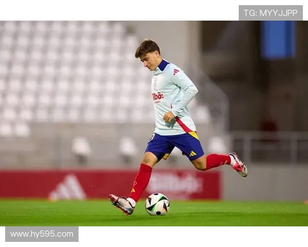 机会来了?巴萨中场巴勃罗-托雷晒健身房加练照片 机会来了?巴萨中场巴勃罗-托雷晒健身房加练照片